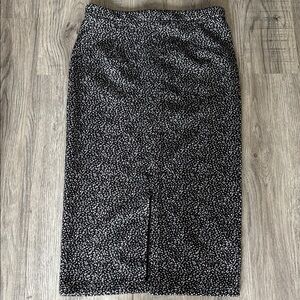 Banana Republic knit animal print stretchy midi pencil skirt size 12